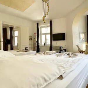 Apartment Premium Located At The Famous Kutschkermarkt, Wien